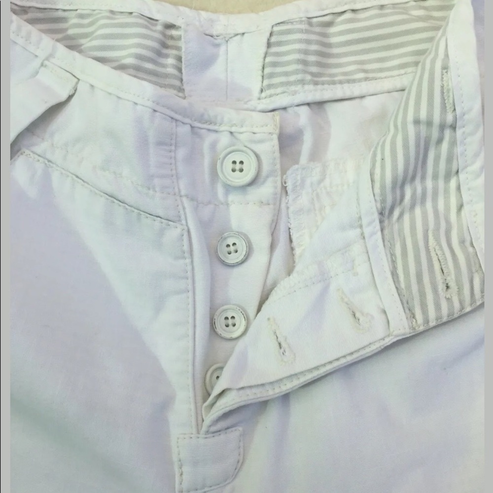 Rare Euro Unisex Levi’s 31 x 32 Button fly denim jeans